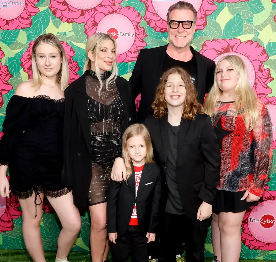Feature - Tori Spelling and Dean McDermott’s Family Guide: Meet Their 5 Kids, Her Famous Parents and More