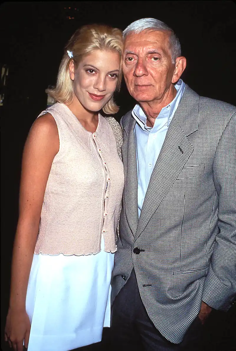 Tori Spelling and Dean McDermott’s Family Guide: Meet Their 5 Kids, Her Famous Parents and More