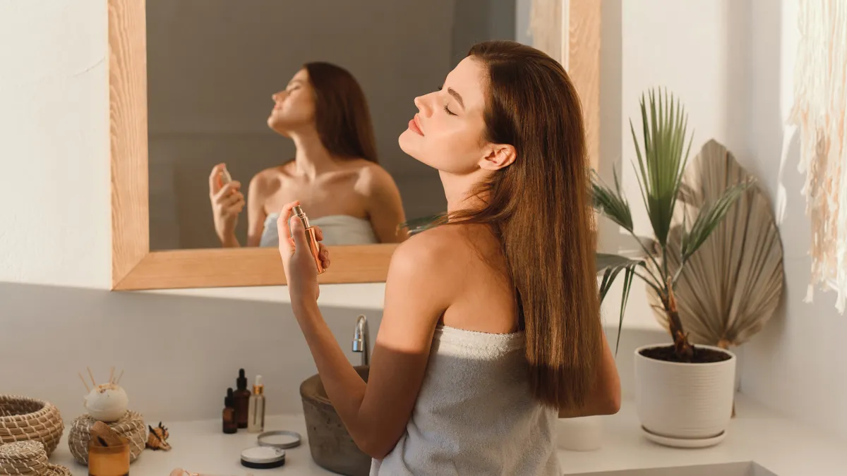 amazon-beauty-curel-deep-moisture-spray