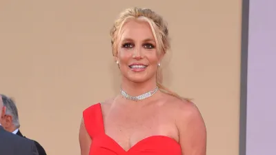 britney-spears-shiseido-white-lucent-brightening-cream