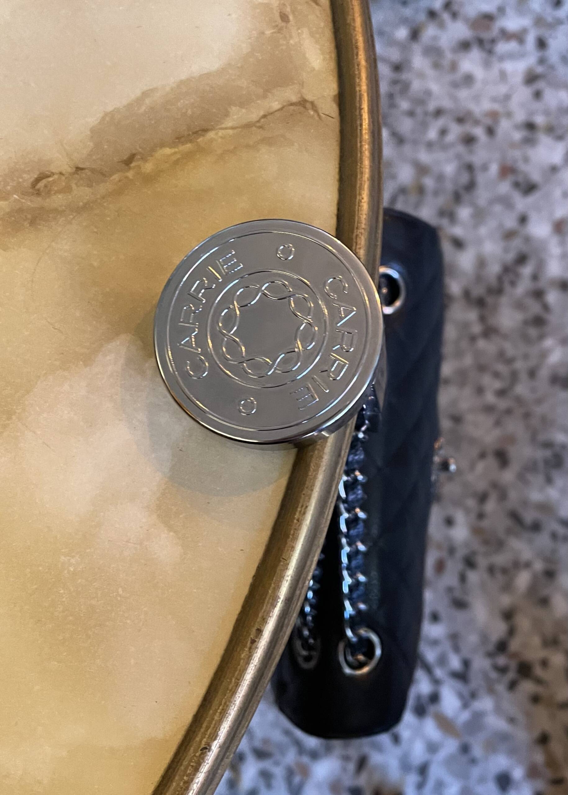 bag holder,chanel bag protector,carrie bag holder london travel