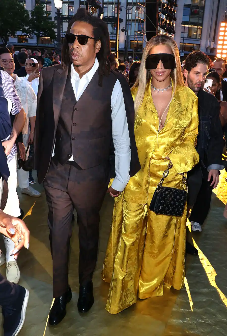 Celebs at Paris Fashion Week Men's jayz-beyonce-