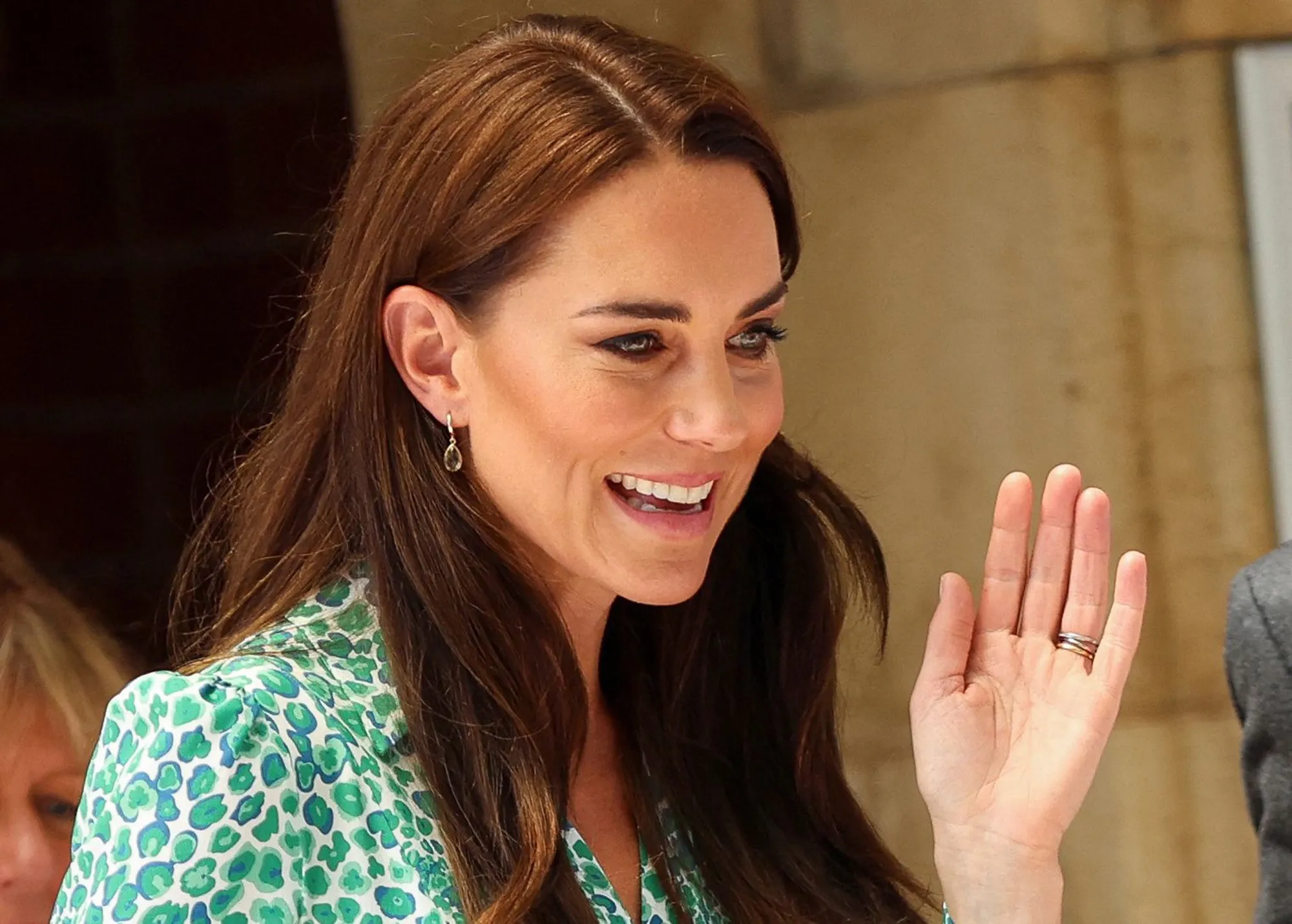 princess-kate-green-leopard-print-dress