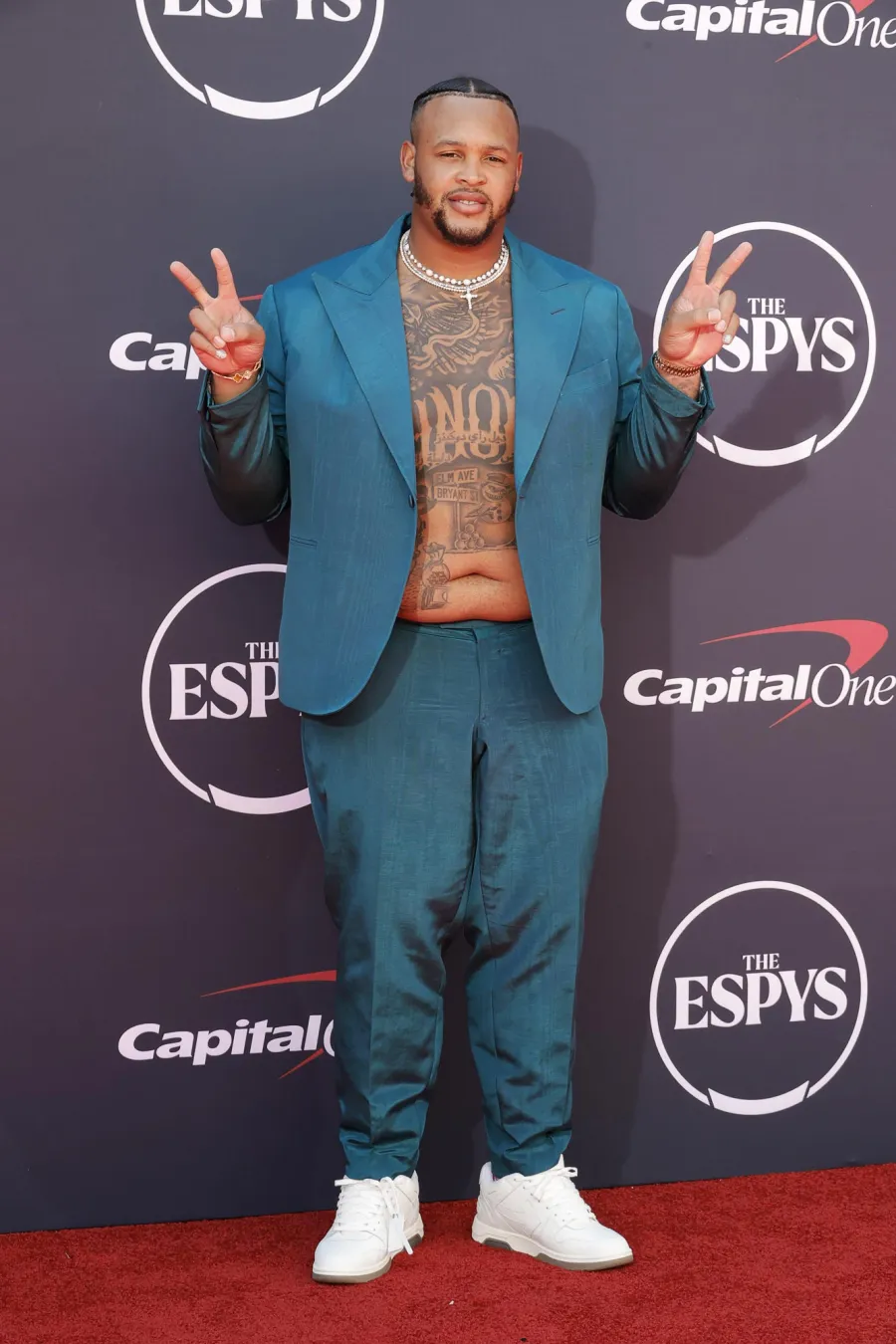 2023 ESPYS Red Carpet Arrivals 285 DIon Dawkins