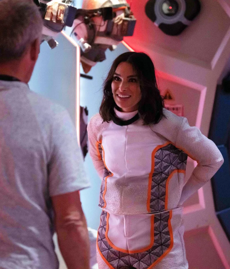 Ashley Iaconetti Talks Joining Stars on Mars Amid Lance Armstrong Ariel Winter Drama 267