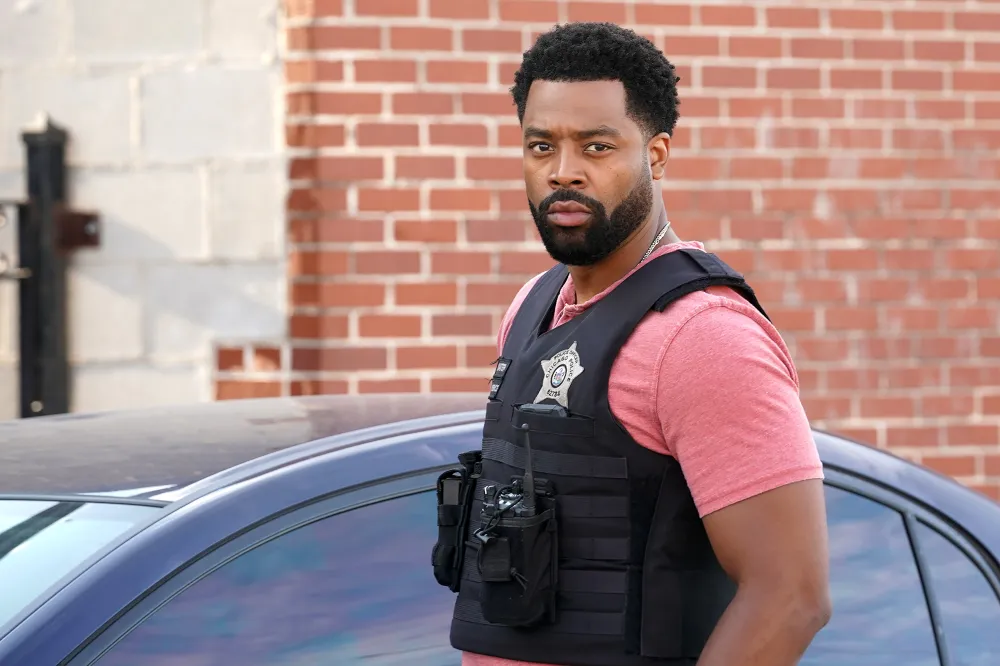 Chicago P.D.&rsquo;s LaRoyce Hawkins Says His Son Roman &lsquo;Definitely&rsquo; Has the Acting Bug: &lsquo;He Does His Own Stunts&rsquo;