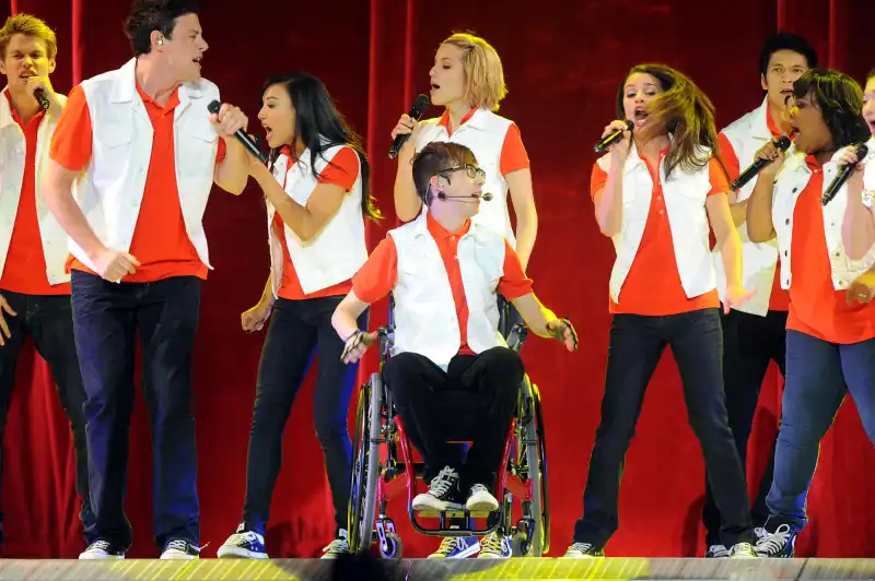 Glee Kevin McHale and Jenna Ushkowitz Says Cast Inspired Drunk Episode 2