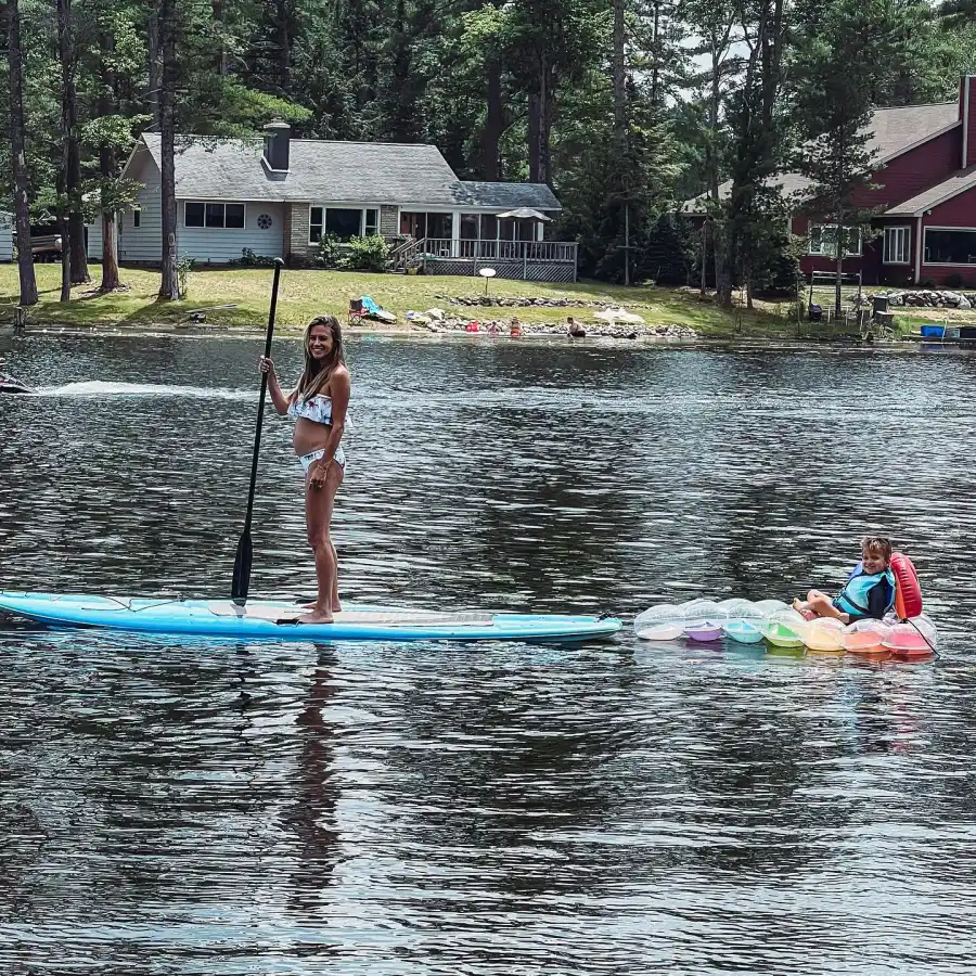 Jana Kramer How Stars Celebrated July 4th