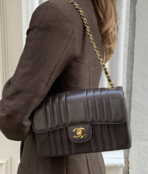 vintage flap bag,vintage chanel kardashian,the top vintage chanel bags to invest in
