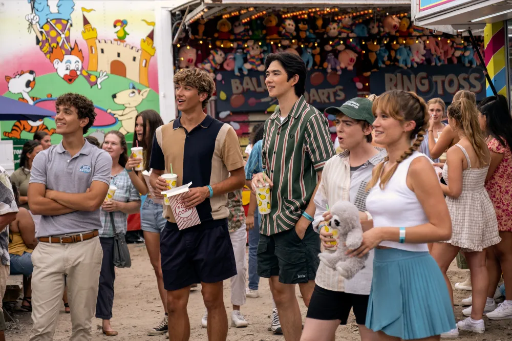 Jenny Han Calls Out -Hateful Comments- About - Summer I Turned Pretty - Cast