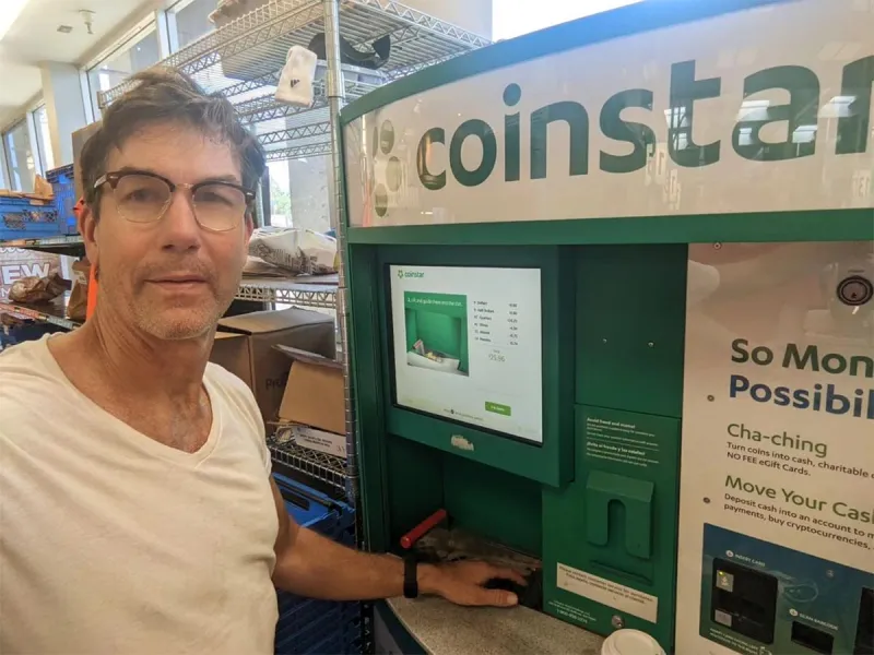 Jerry O'Connell They Cash In Their Coins Just Like Us