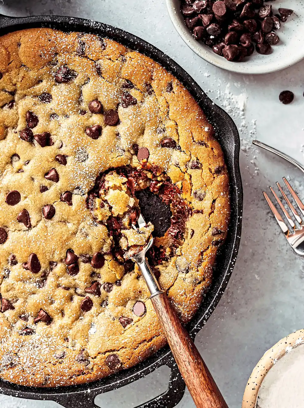 Jessie James Decker&rsquo;s Most-Requested Recipes: Learn How to Make Her Chocolate Chip Skillet Cookie