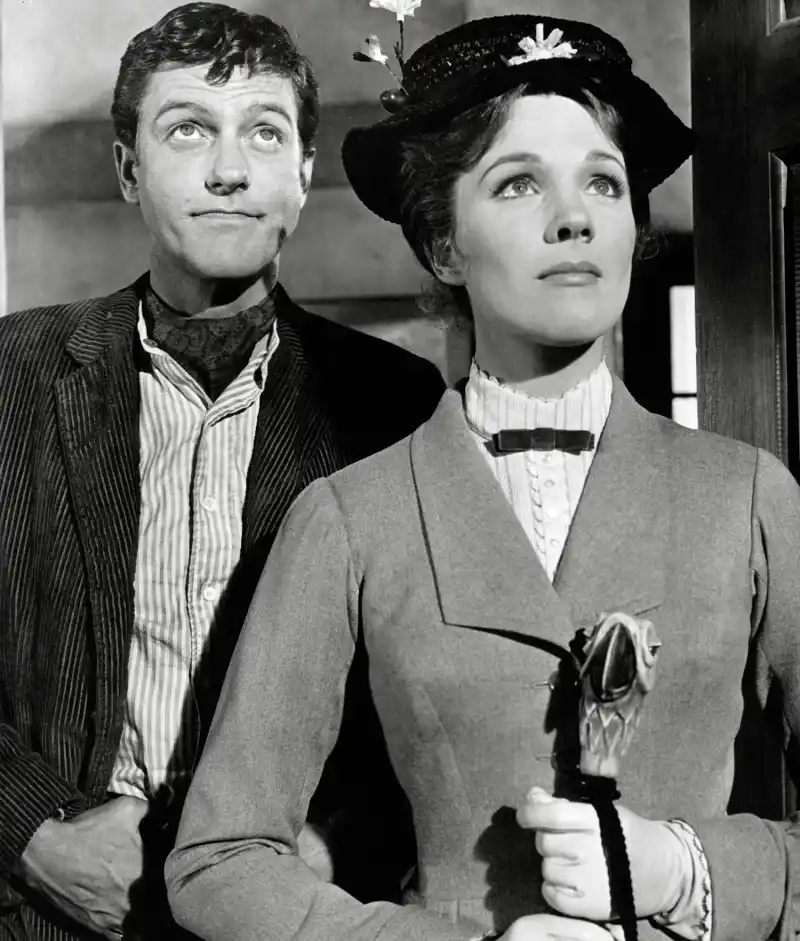 Julie Andrews, Dick Van Dyke Have Mary Poppins Reunion on Red Carpet 50 Years After Debut: Picture