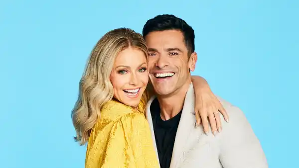 Kelly Ripa and Mark Consuelos Recall Finding a Nude Beach While on a Hike in Greece 394