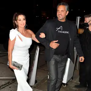 Kyle Richards and Mauricio Umansky Split, Set to Divorce After 27 Years of Marriage