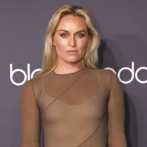Lindsey Vonn Has Knee Surgery