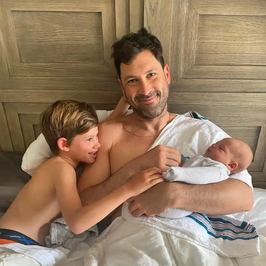 Maksim Chmerkovskiy and Peta Murgatroyd fam album