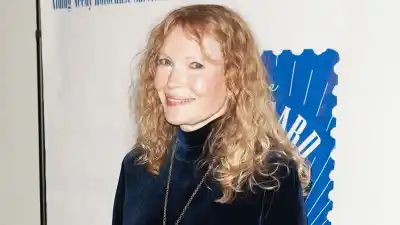 Mia Farrow: Dylan Farrow’s Sexual Abuse Claims Against Woody Allen Are “Not About Me,” It’s “Her Truth”