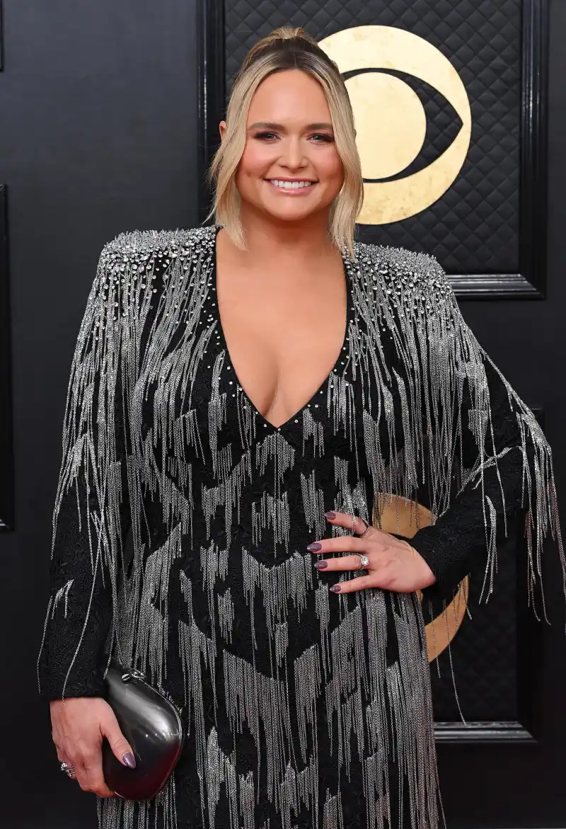 Miranda Lambert Feels There Is a Level of Respect That Is Expected at a Show Amid Fan Selfie Drama 324