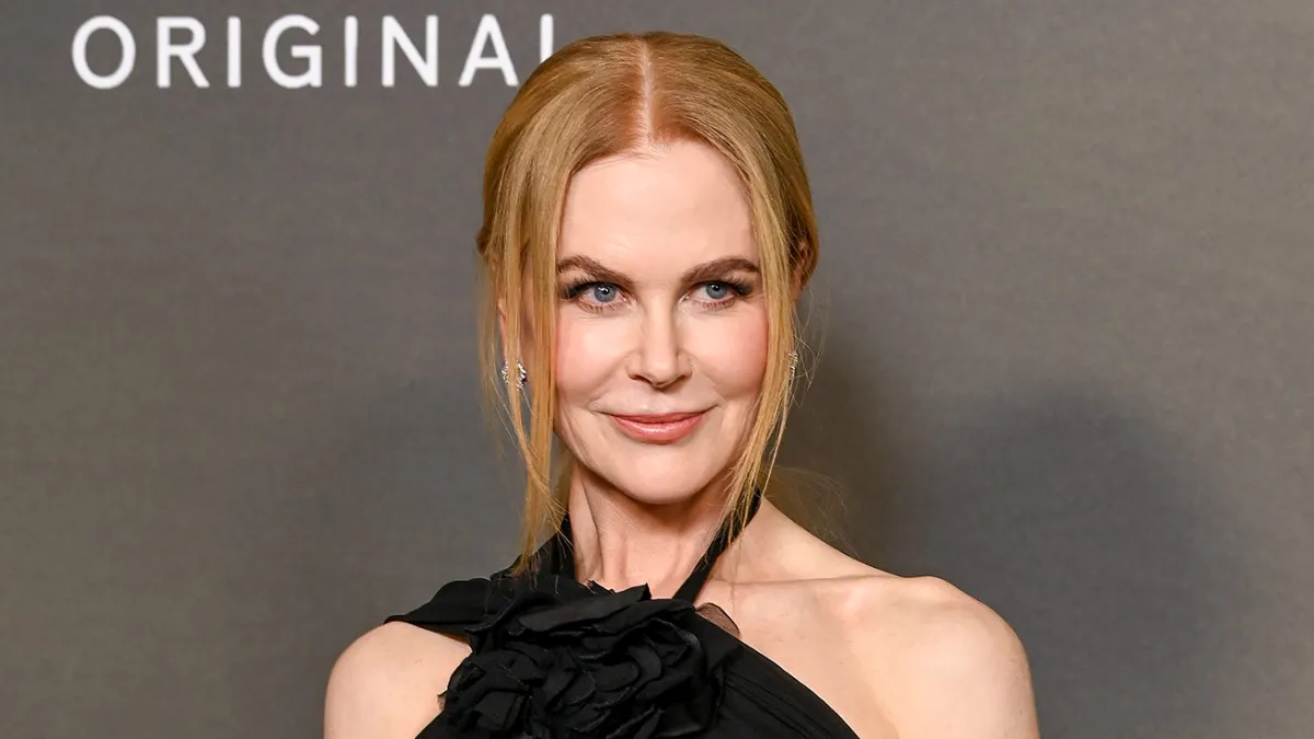 Nicole Kidman Defends Vanity Fair Cover Miniskirt