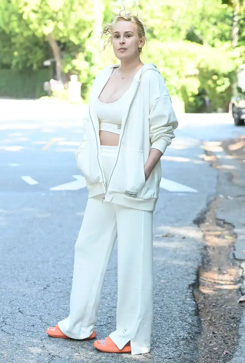 Rumer Willis Hot Pics