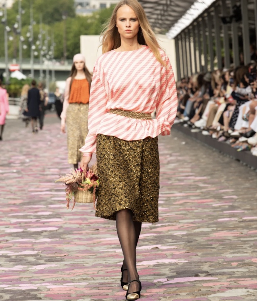 chanel basket bag,chanel wicker bag,Chanel Haute Couture Fall/Winter 2023/24 Basket Bags