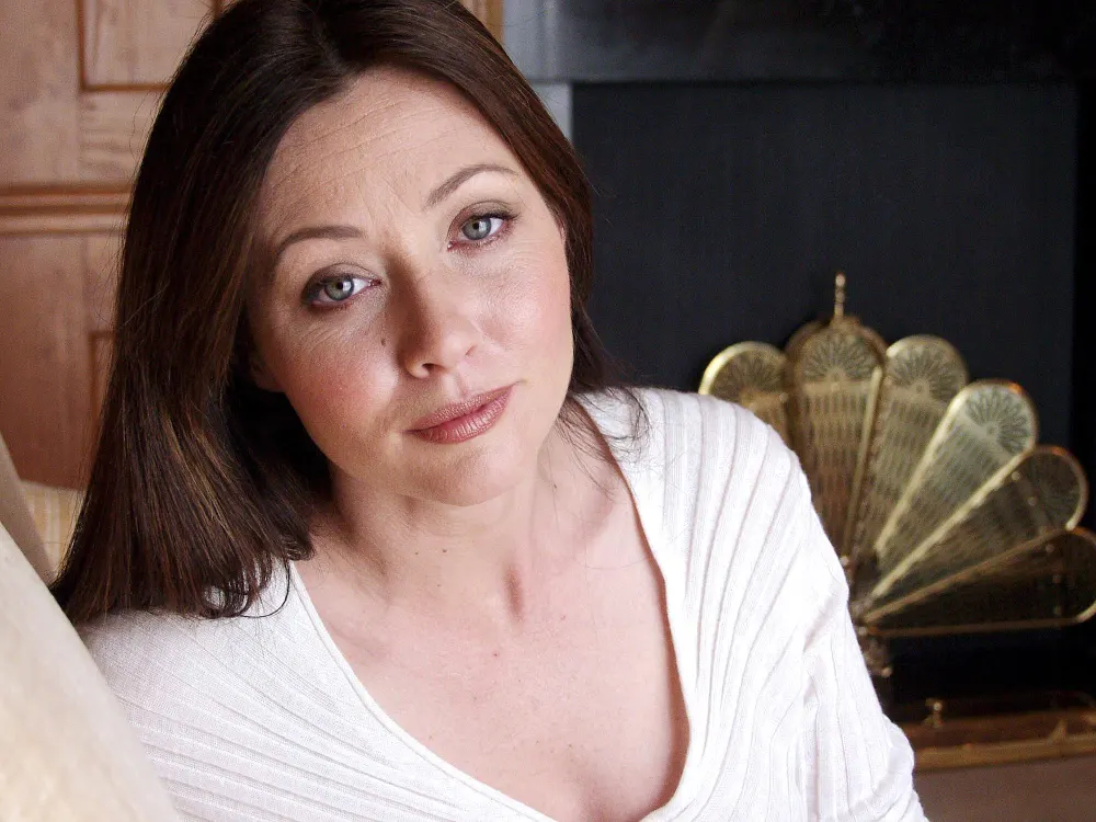 Shannen Doherty Reacts to Michael Buble&rsquo;s Son&rsquo;s Cancer Diagnosis: &lsquo;Stay Positive&rsquo;