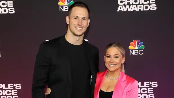 Shawn Johnson Is Pregnant Expecting Baby No. 3 With Husband Andrew East Bump Photo 254