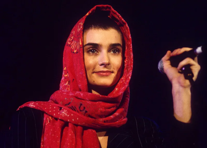 Sinead O’Connor Dead: Celebrities Pay Tribute to the ‘Nothing Compares 2 U’ Singer