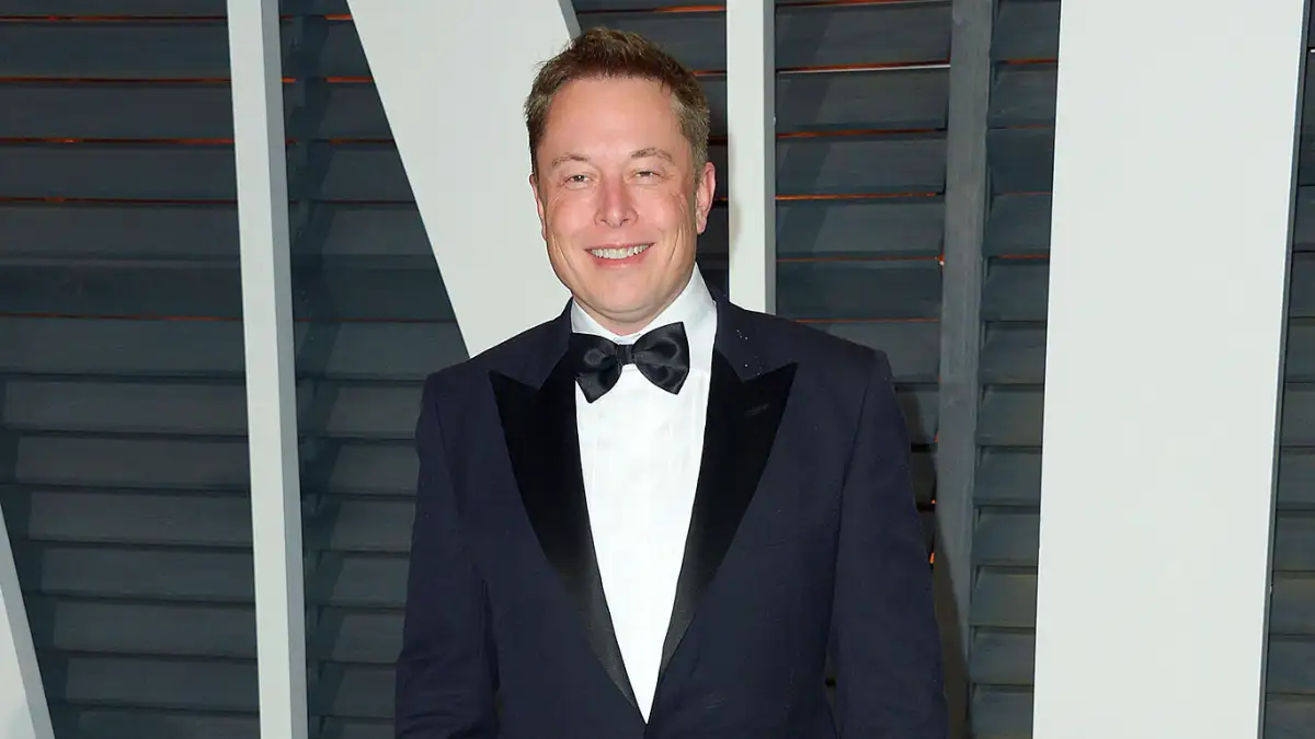 Twitter Rebrands to X Elon Musk Ditches Iconic Bird Logo
