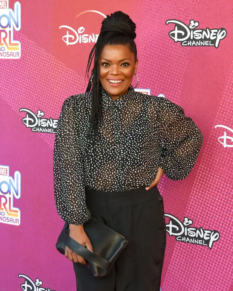 Yvette Nicole Brown Celebrities Mourn Tony Bennett Death