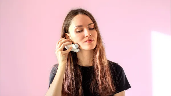 amazon-microcurrent-facial-device