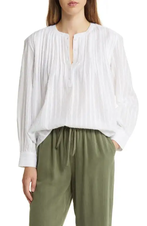 caslonr caslon(r) Clip Dot Pintuck Cotton Top in White at Nordstrom, Size Small