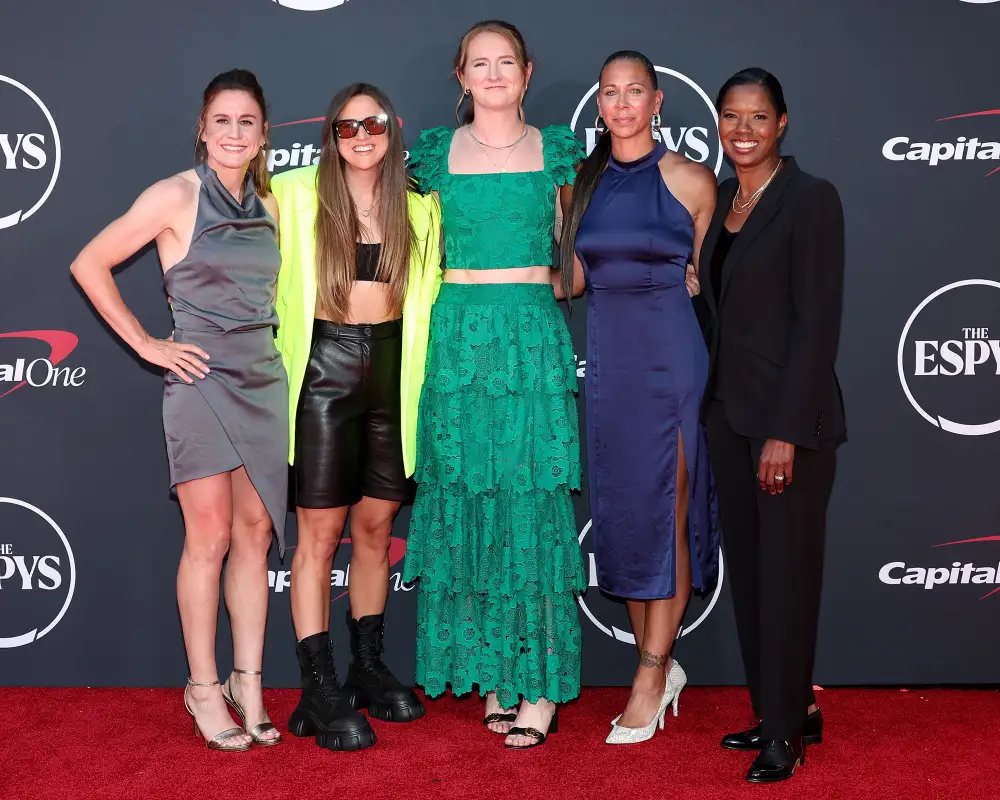 U.S. Women&rsquo;s National Soccer Team Take the 2023 ESPY Awards Stage to Receive Arthur Ashe Award for Courage