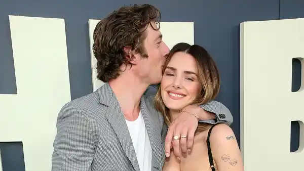 Jeremy Allen White Packs on PDA with Estranged Wife at Daughter's Soccer Game