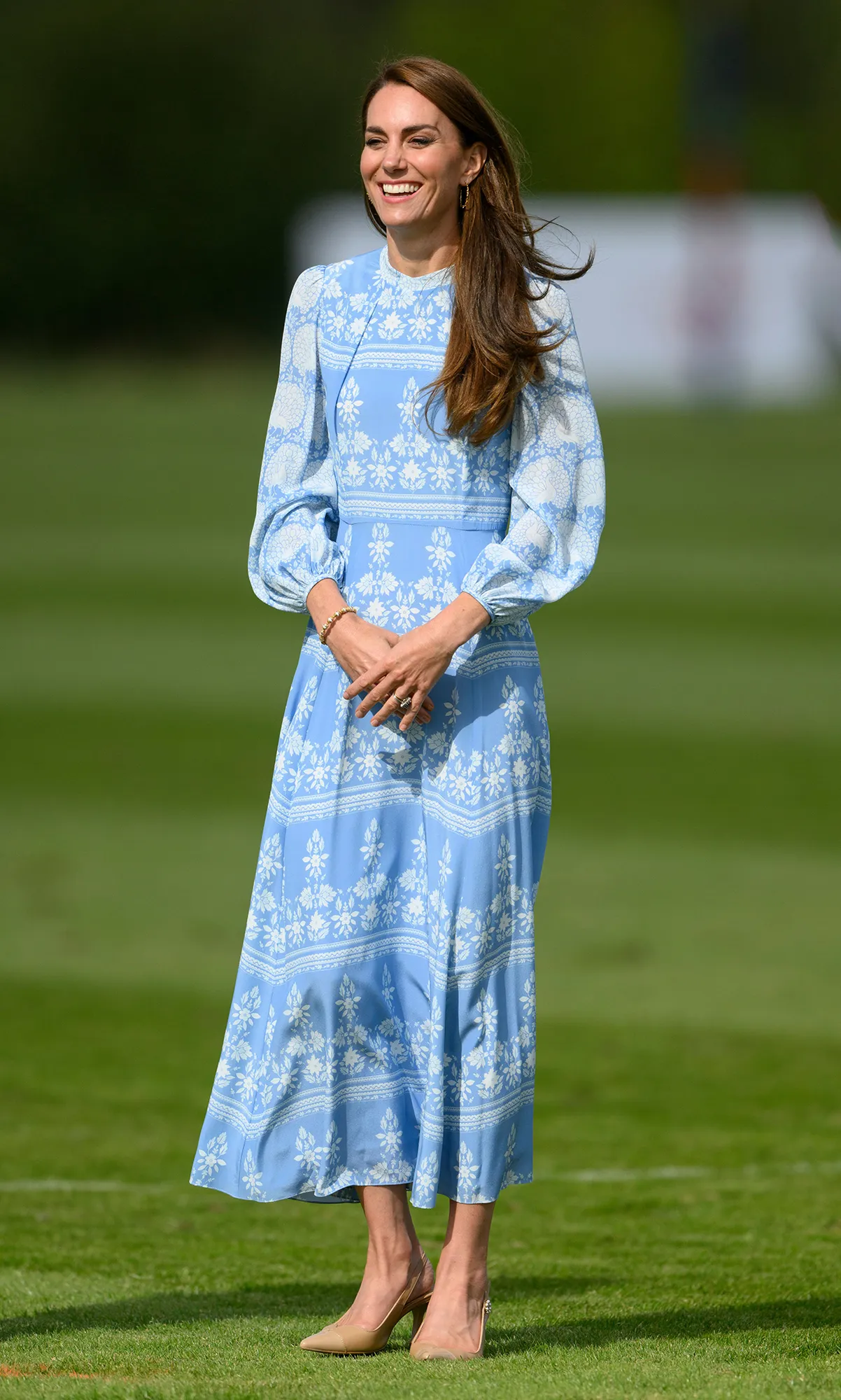princess-kate-porcelain-blue-dress