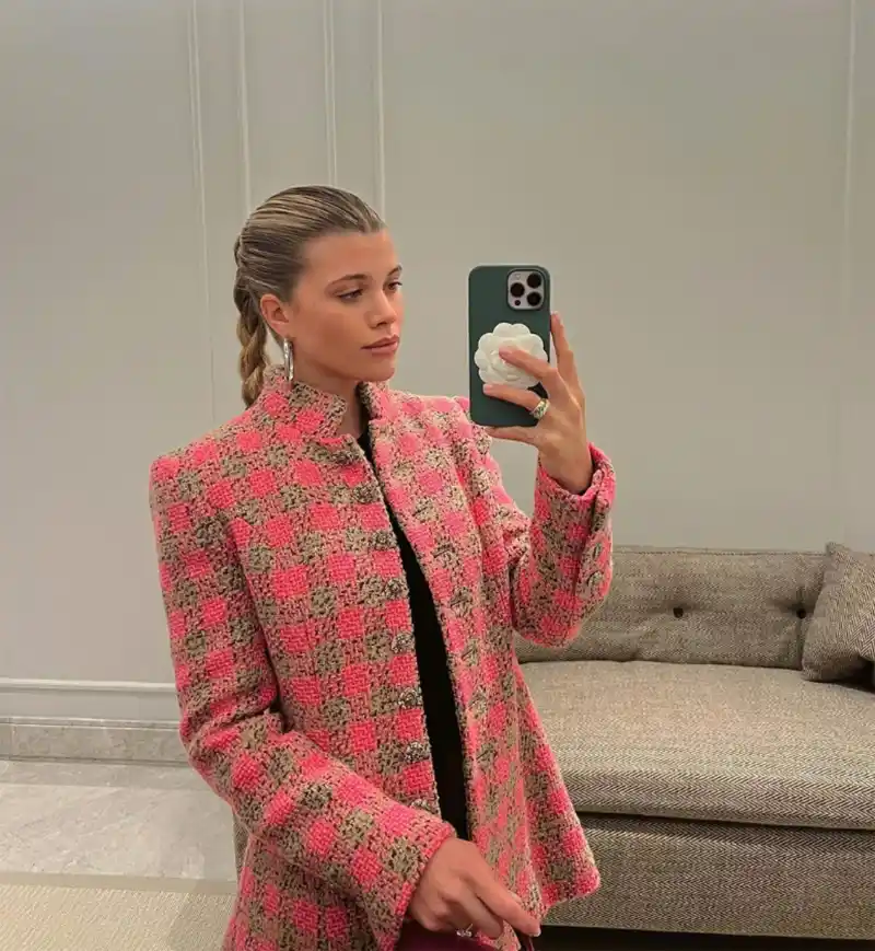 sofia-richie-amazon-essie-nail-polish