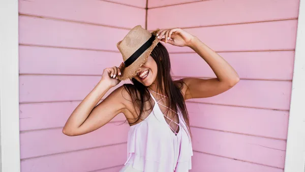 swimsuits-for-pear-shaped-bodies