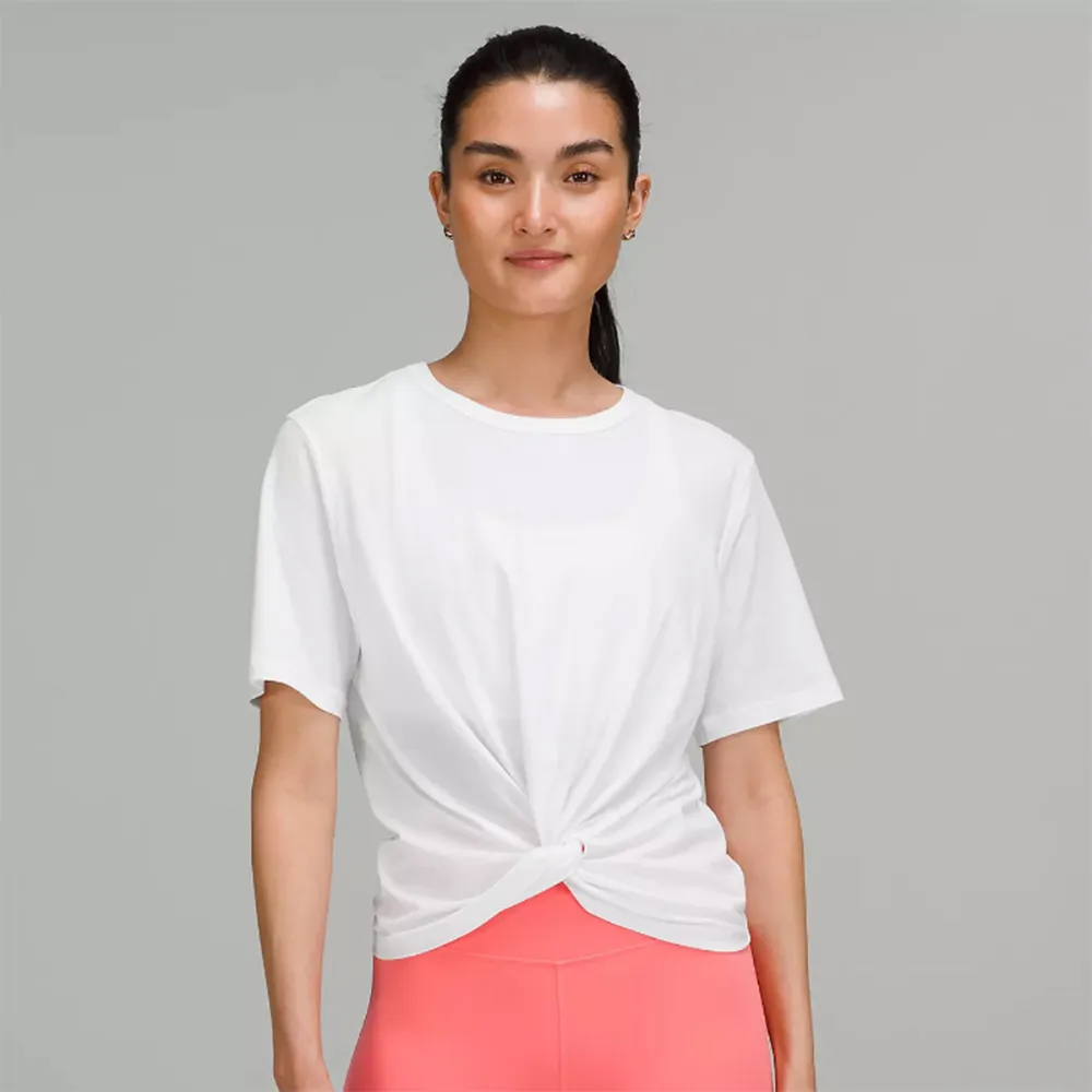 weekend-deals-lululemon 12.35.13 PM