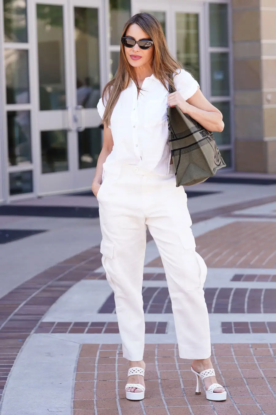 1619653902 Sofia Vergara Street Style 2023