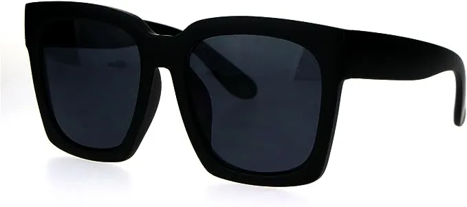 oversized sunglasses