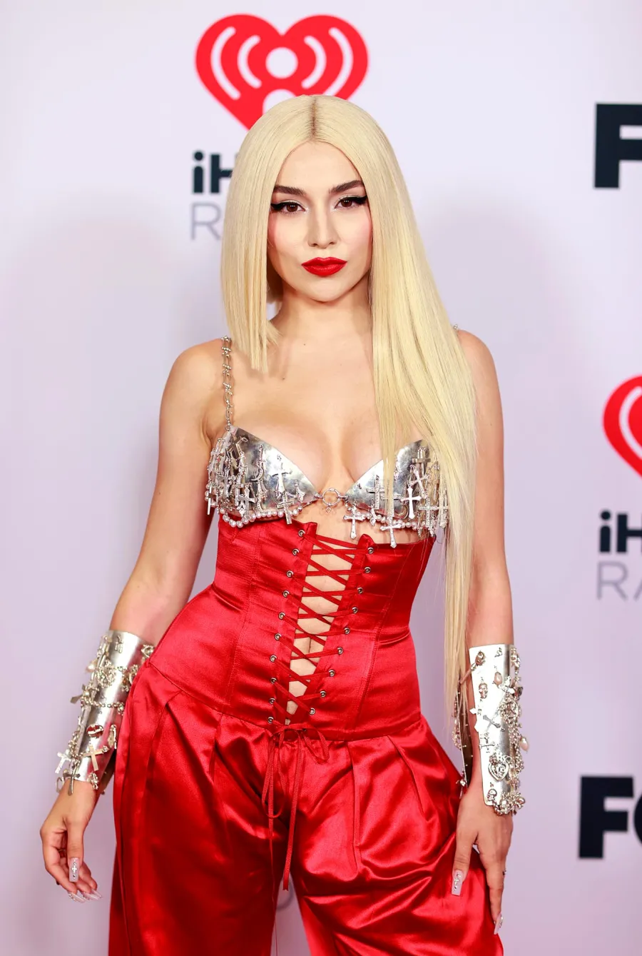 A Guide to Scooter Braun s Most Famous Clients — And Where He Stands With Them Today 312