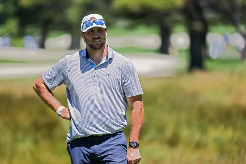 Aaron Rodgers Celebrity Friends Miles Teller Joe Jonas and More Famous Faces in His Inner Circle 322