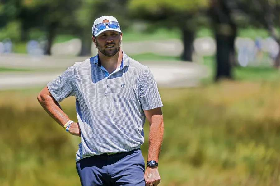 Aaron Rodgers Celebrity Friends Miles Teller Joe Jonas and More Famous Faces in His Inner Circle 322