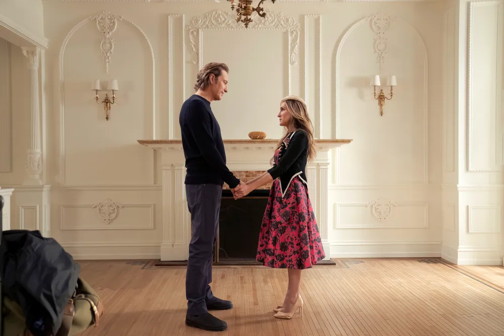 'And Just Like That' Showrunner Defends Decision to Break Carrie and Aidan Up &mdash; Again