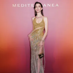 Anne Hathaway Announced as Shiseidos New Brand Ambassador Potential Has No Age