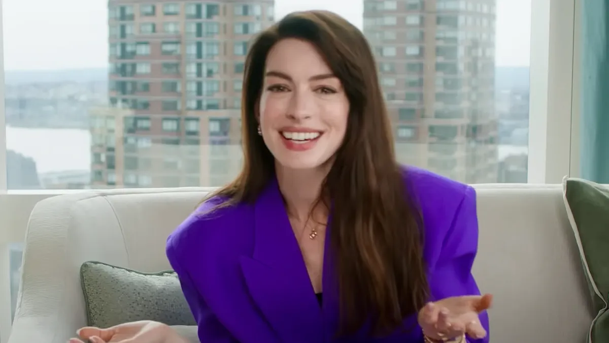 Anne Hathaway Doesn’t Regret Wearing Any Outfits — Even If She’s on the Worst Dressed List