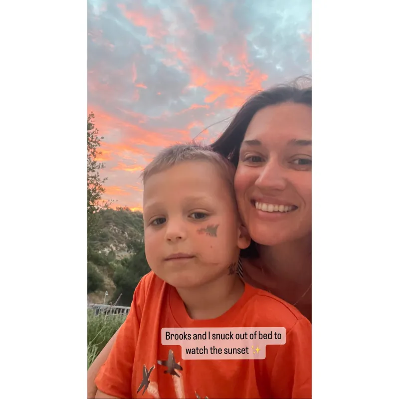 Ashley Iaconetti and Jared Haibon Send Jade Roper Flowers After Miscarriage Announcement 3