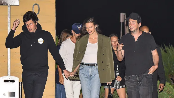 Austin Butler and Kaia Gerber Enjoy Double Date With Karlie Kloss and Joshua Kushner Photos 287 295