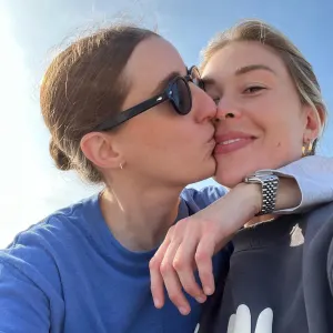 Bachelor Nation's Gabby Windey Reveals She's Dating a Woman: 'Told You I'm a Girl's Girl'